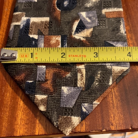 PAUL KLEE DESIGNERS IN MOTION VINTAGE SILK NECKTIE - Picture 8 of 11